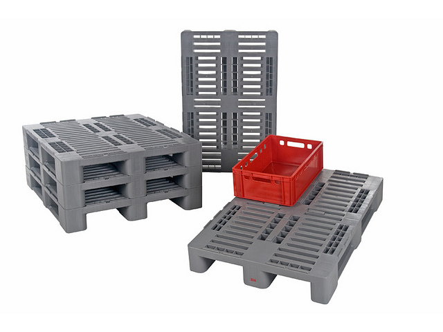 Are plastic pallets the future?