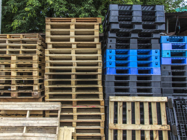 wooden plastic pallet collection
