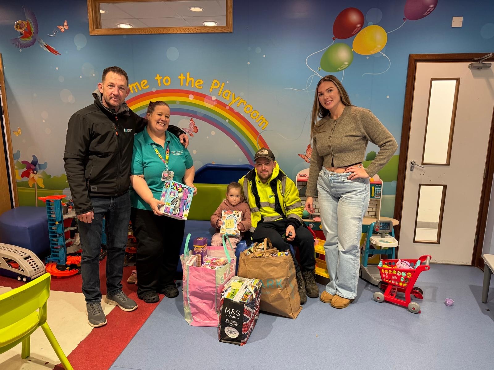 Plastic Pallets UK Supports Southampton Children’s Hospital With Toys & Fundraising Donation